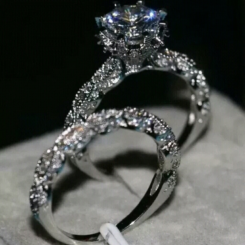 ❤️SOLD❤️ Luxury Diamonique Sterling Ring 7.5